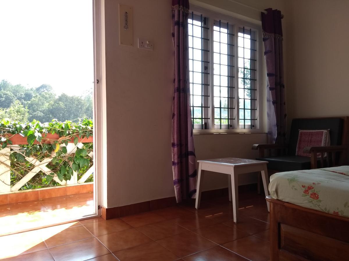 Coorg 4 C'S Little Paradise 마디케리 외부 사진